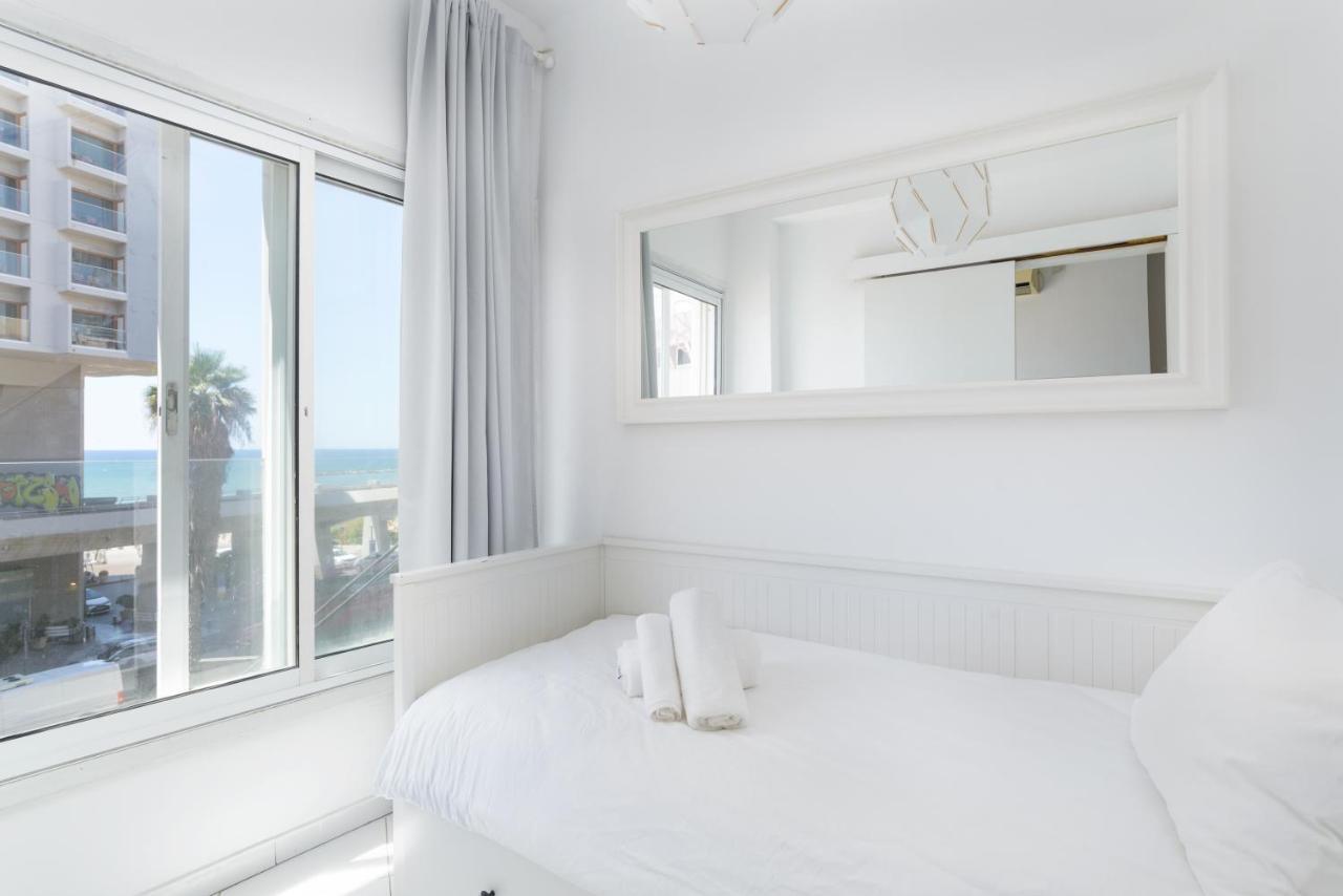 Sea View 2 Bedroom Apartment With Bomb Shelter Tel Aviv Exterior foto