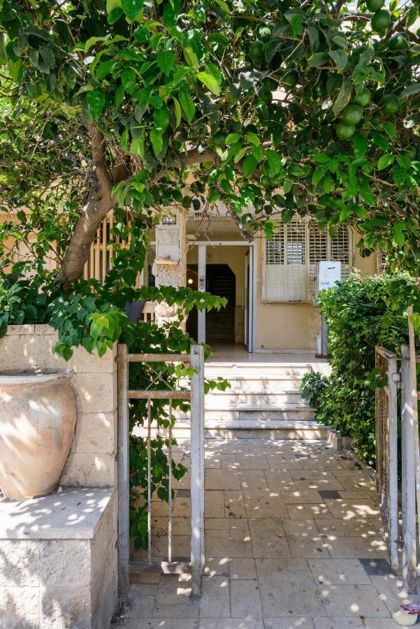 Sea View 2 Bedroom Apartment With Bomb Shelter Tel Aviv Exterior foto
